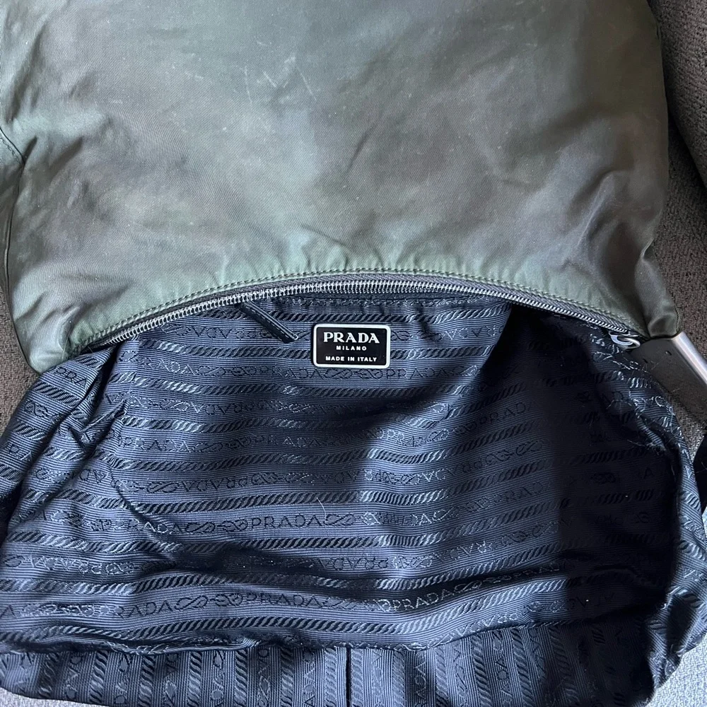 Prada tessuto nylon shoulder bag Authentic Vintage 90’s - Picture 8 of 11
